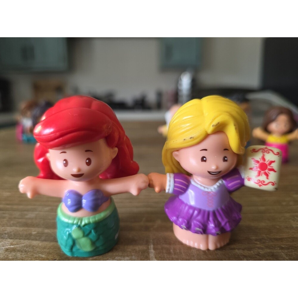 Ariel And Rapunzel Fisher Price Disney Little People Figures